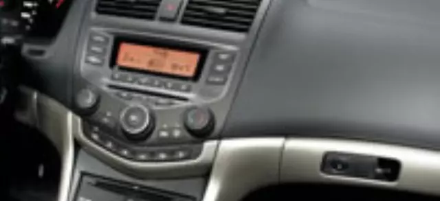 8Z13SDA111 - Interior: Interior Trim, Metal for Honda: Accord Image