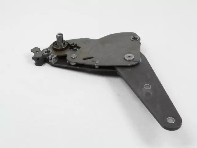 5072020AA - Body: Recliner for Jeep: Liberty Image