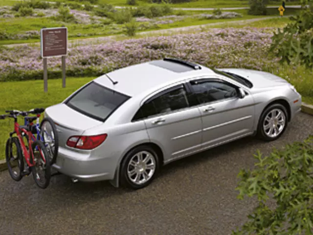 Bike Carrier Kit - Mopar (THVE9028AB)