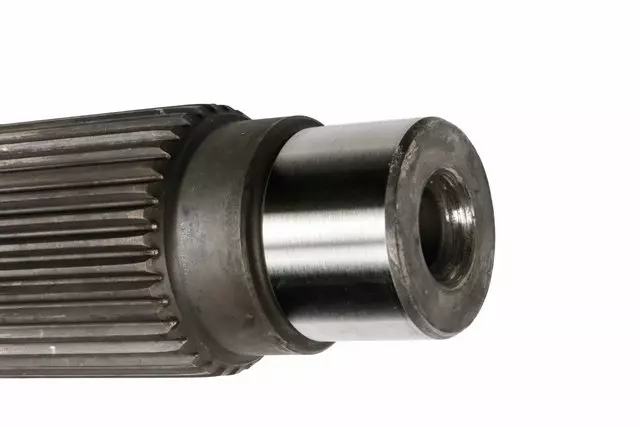 19133062 - : Rear Transfer Case Output Shaft for GM Image