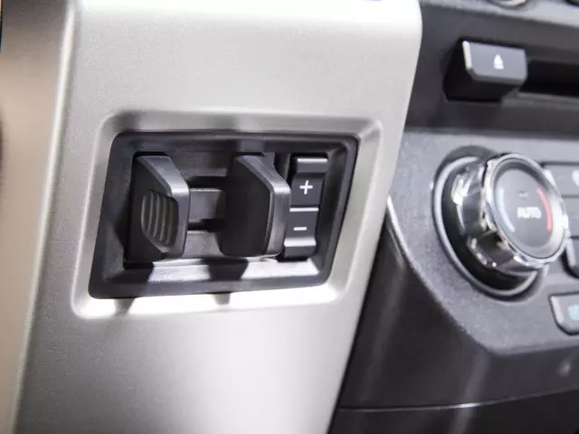 HC3Z19H332AA - : Trailer Brake Control for Ford: E-350 Super Duty, E-450 Super Duty, F-250 Super Duty, F-350 Super Duty, F-450 Super Duty, F-550 Super Duty Image