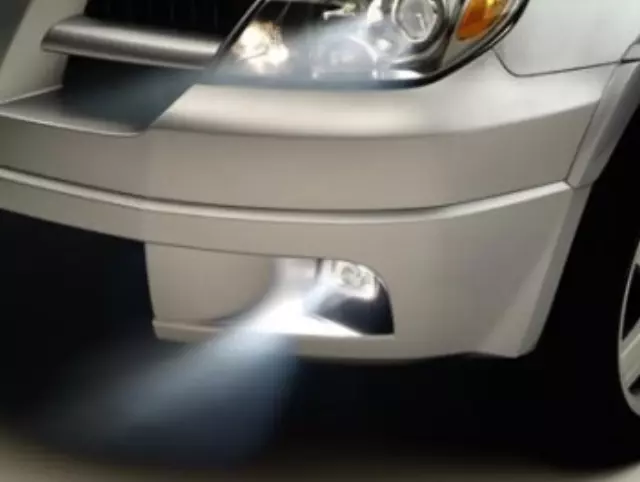MZ380261EX - Exterior: Fog Lights, Outlander, Halogen for Mitsubishi: Outlander Image