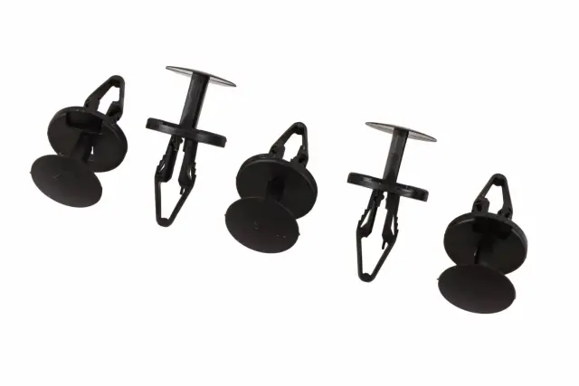 11589290 - Engine: Air Inlet Grille Retainer for GM Image