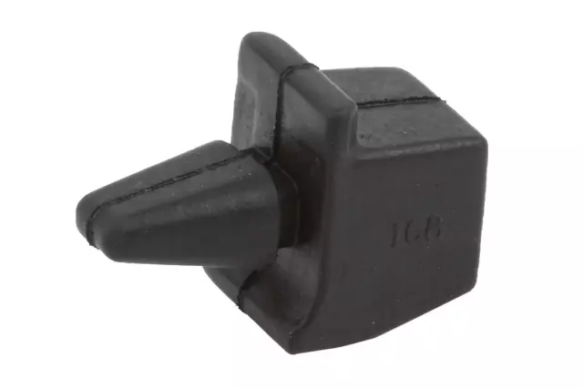 22805467 - Body: Latch Bumper for Chevrolet: Silverado 1500, Silverado 1500 LD, Silverado 2500 HD, Silverado 3500 HD | GMC: Sierra 1500, Sierra 1500 Limited, Sierra 2500 HD, Sierra 3500 HD Image