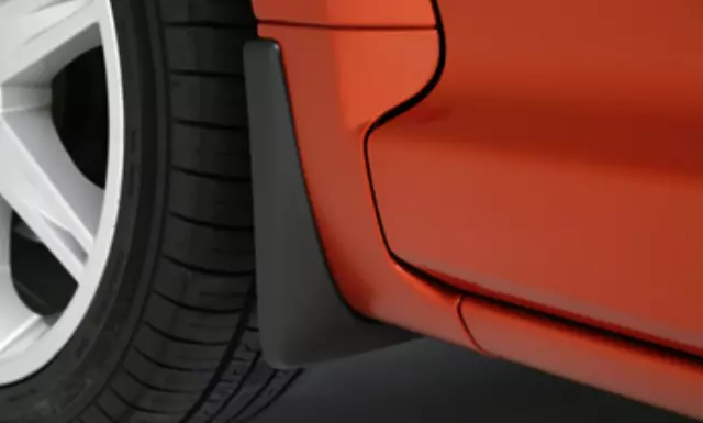 MZ313540 - Exterior: Mud Guards for Mitsubishi Image