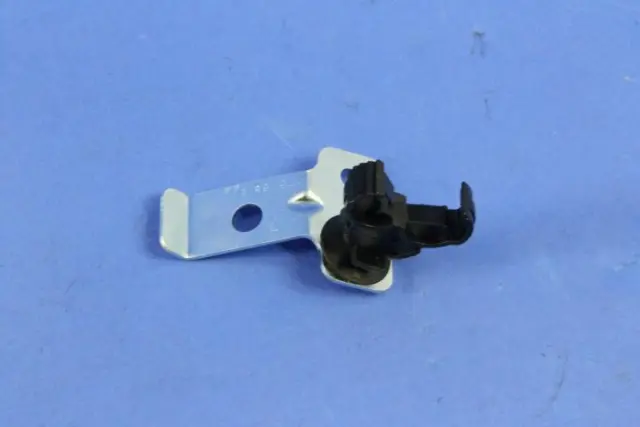 Genuine Alfa Romeo Bracket - Alfa Romeo (68281879AA)