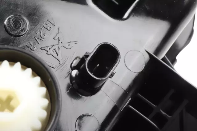 84550845 - : Fog Lamp for GM Image