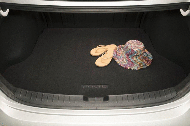 M6F12AC000 - Interior: Cargo Mat, Carpeted for Kia: Forte Image