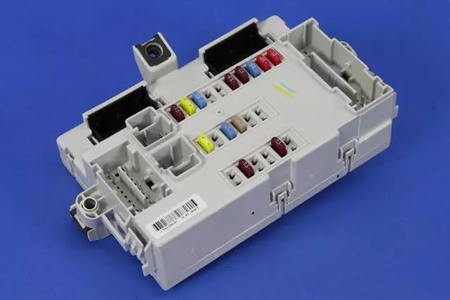 68141881AJ - : Body Controller Module for Jeep: Cherokee Image