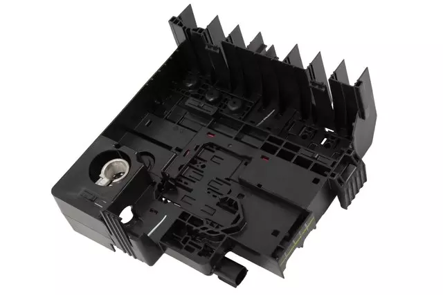 85015807 - : Battery Distribution Engine Compartment Fuse Block for Chevrolet: Silverado 1500, Silverado 1500 LTD, Silverado 2500 HD, Silverado 3500 HD | GMC: Sierra 1500, Sierra 1500 Limited, Sierra 2500 HD, Sierra 3500 HD Image