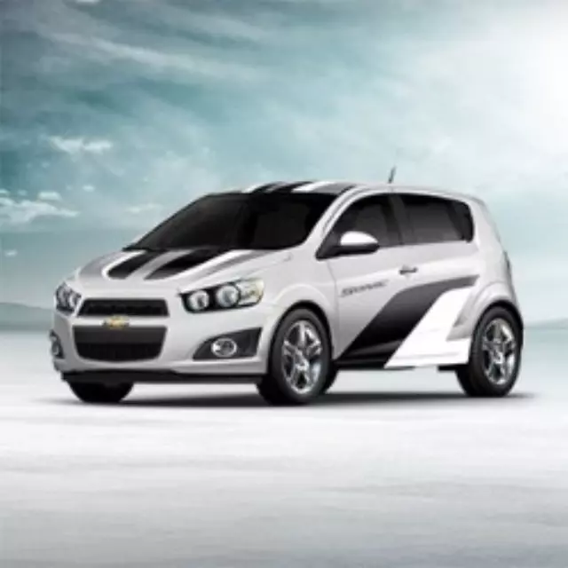 19299131 - Exterior: Custom Graphics, Swoosh Vinyl Wrap for GM Image