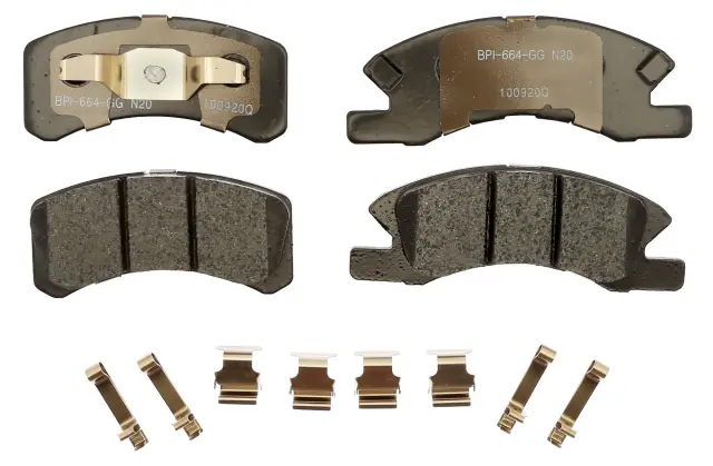 MGD1731CH - : Raybestos R-Line Ceramic Brake Pad Set for Raybestos Brakes Image