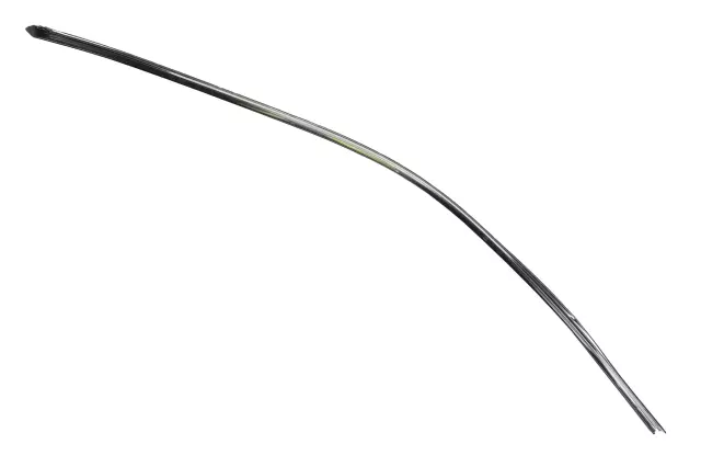 23194469 - Body: Reveal Molding for GM Image