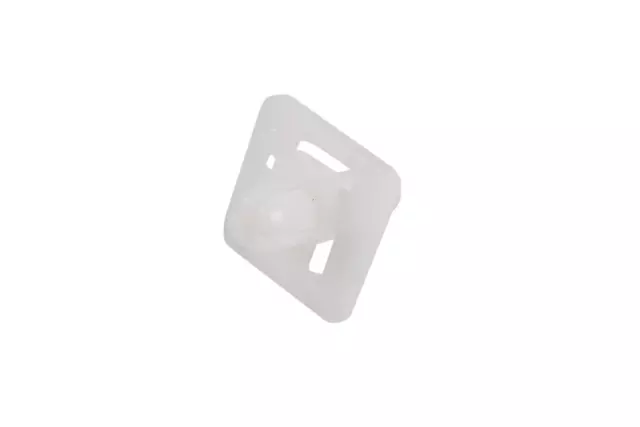 10261327 - Body: Lower Retainer Clip for Buick: Rendezvous | Pontiac: Aztek Image