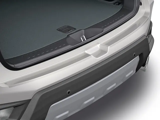 8P48TGS100A - Exterior: Rear Bumper Applique for Honda: Passport Image