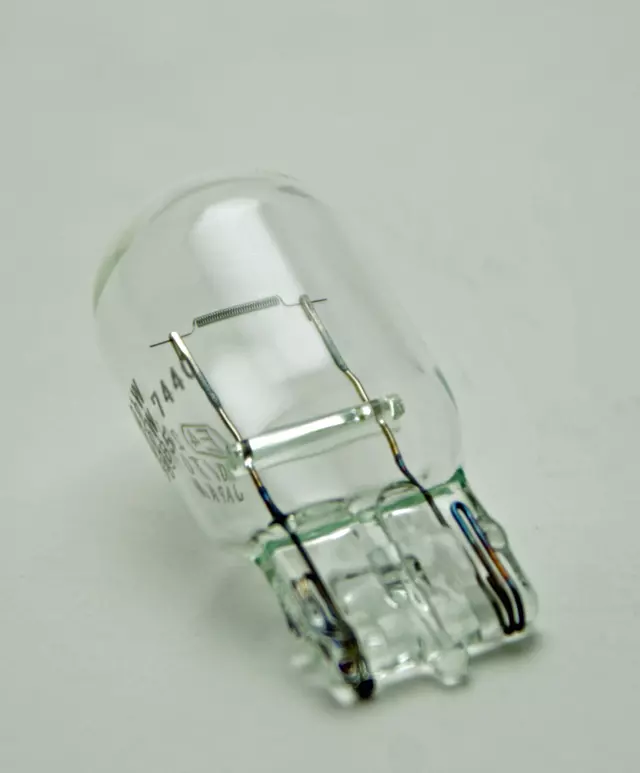 Genuine Toyota Bulb part# 90981-11014 for 1995-2007 Toyota