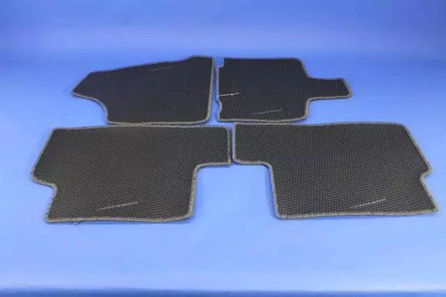 Mat Kit - Mopar (82211222AC)