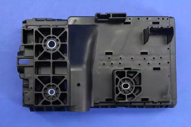 POWER DISTRIBUTION CENTER - COVER 68158445AC - Mopar (68158445AC)