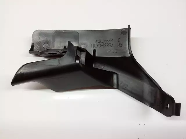 7586106011 - Body: Protector for Toyota: Camry Image