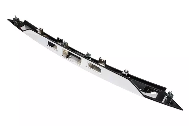 84382919 - Body: Applique for GM Image