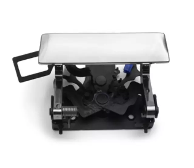Tailgate Handle, Models W/ Lock - GM (22755306)