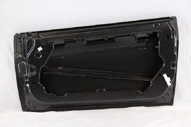 Front Door, Right - Mopar (5008858AL)