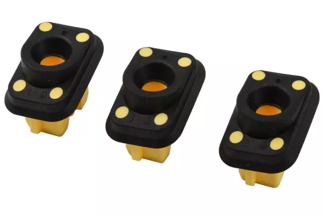 23482522 - : Retainer-Bk Body Opg Si Mldg for Cadillac: Escalade, Escalade ESV | Chevrolet: Suburban, Tahoe | GMC: Yukon, Yukon XL Image