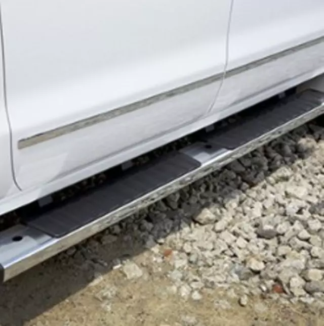 Tubular Assist Steps - Round - 6-Inch - Black - GM (84112238)