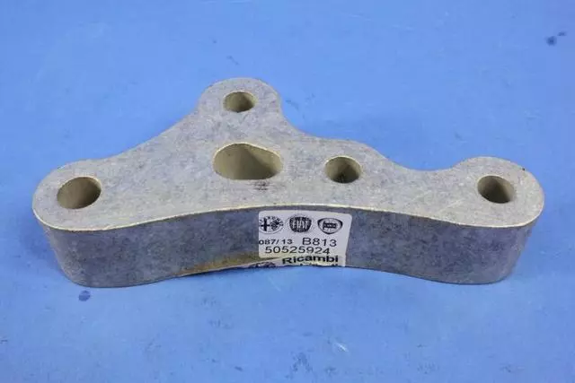 Transmission Mount - Alfa Romeo (68236025AA)