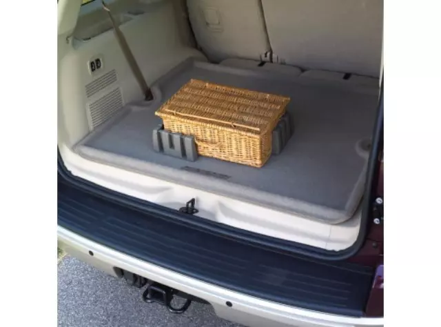 6L9Z7811600AA - Interior: Cargo Logic System for Mercury: Mountaineer Image