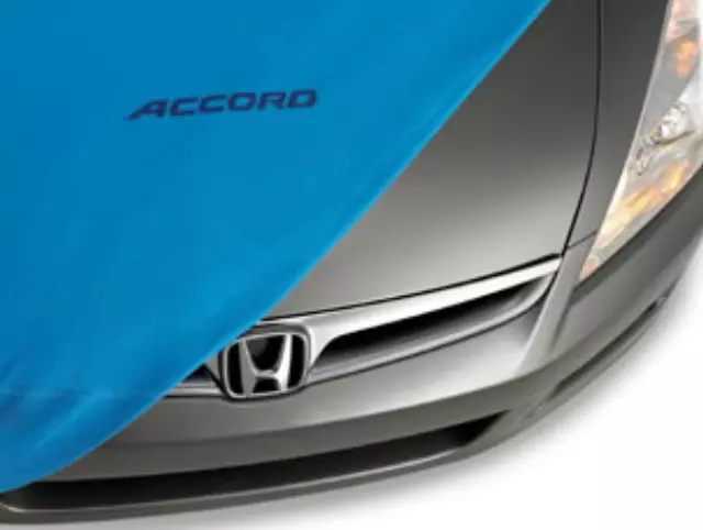 8P34SDA101 - Exterior: Intro-Guard Car Cover for Honda: Accord, Element Image