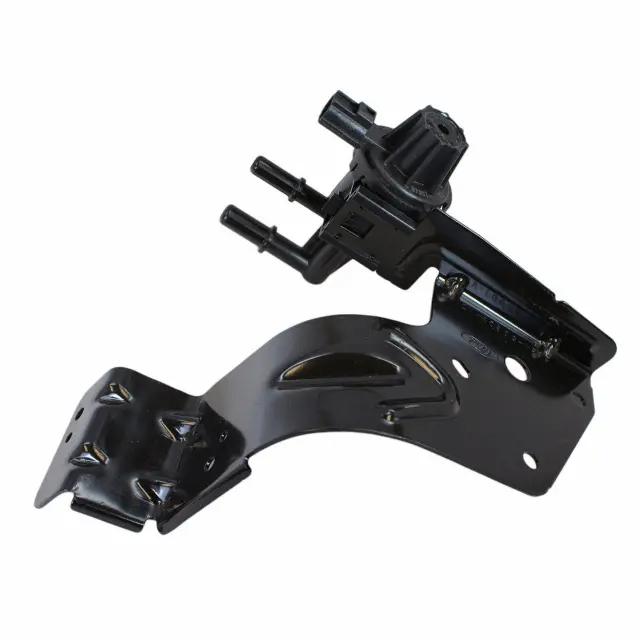 CX1996 - : Valve Assembly for Ford: F-250 Super Duty, F-350 Super Duty, F-450 Super Duty, F-550 Super Duty Image