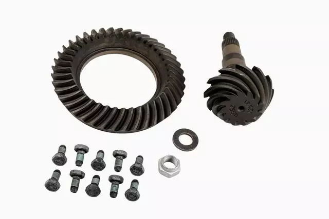 12479205 - Universals &amp; Rear Axle: Ring &amp; Pinion for Buick: Rainier | Chevrolet: Trailblazer | GMC: Envoy | Oldsmobile: Bravada Image