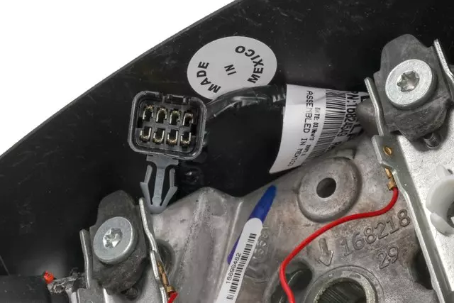 10364490 - Steering: Steering Wheel for Buick: Rainier | Cadillac: Escalade, Escalade ESV, Escalade EXT | Chevrolet: Avalanche 1500, Avalanche 2500, Silverado 1500, Silverado 1500 Classic, Silverado 1500 HD, Silverado 1500 HD Classic, Silverado 2500, Silverado 2500 HD, Silverado 2500 HD Classic, Silverado 3500, Silverado 3500 Classic, Silverado 3500 HD, Suburban 1500, Suburban 2500, Tahoe, Trailblazer, Trailblazer EXT | GMC: Envoy, Envoy XL, Envoy XUV, Sierra 1500, Sierra 1500 Classic, Sierra 1500 HD, Sierra 1500 HD Classic, Sierra 2500, Sierra 2500 HD, Sierra 2500 HD Classic, Sierra 3500, Sierra 3500 Classic, Sierra 3500 HD, Yukon, Yukon XL 1500, Yukon XL 2500 | Hummer: H2 Image