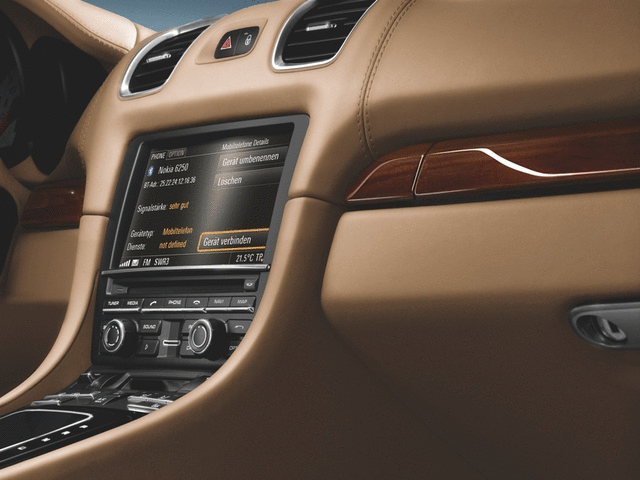 Mobile Phone Preparation - Porsche (991-044-900-33)