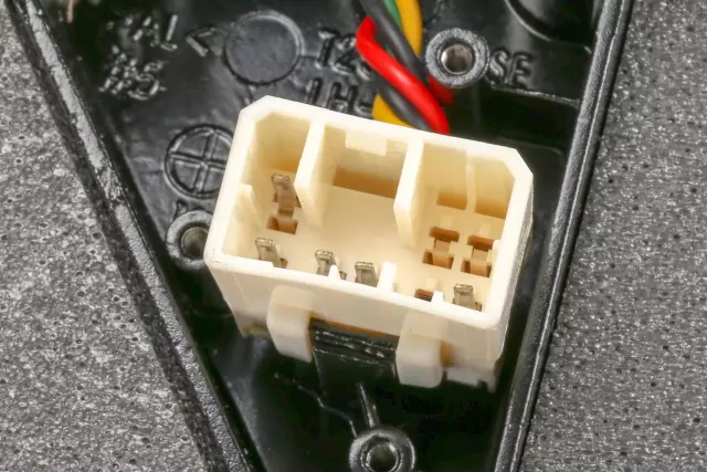 96600802 - Body: Mirror Assembly for Chevrolet: Aveo Image