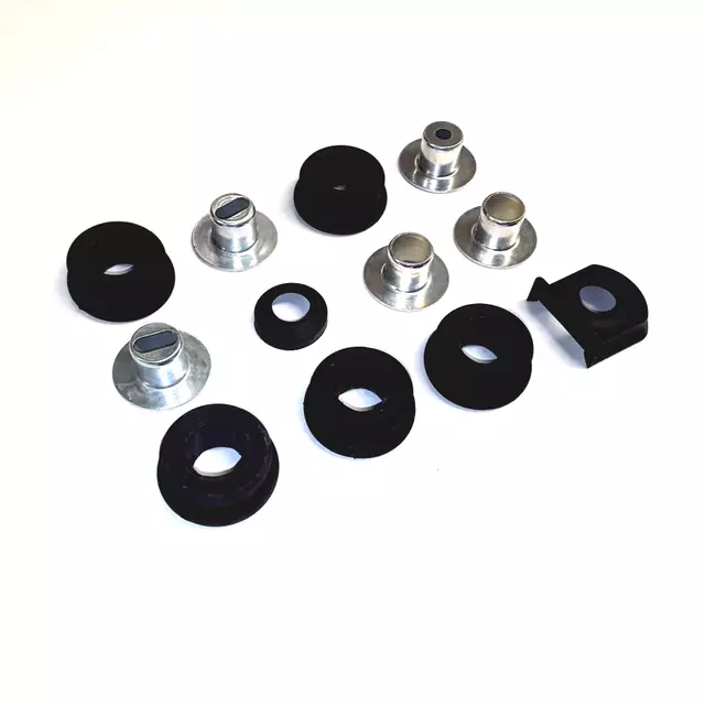 7L0998754 - : Wiper Linkage Mount Kit for Volkswagen: Touareg Image