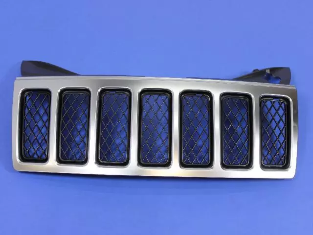 Grille - Mopar (55157464AC)