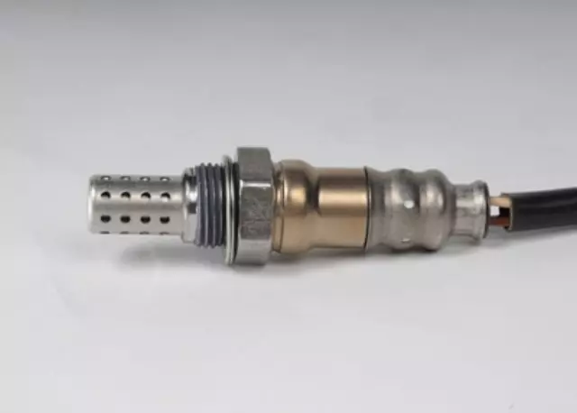 12623114 - : Exhaust Temperature Sensor for Chevrolet: Express 2500, Express 3500, Express 4500, Silverado 2500 HD, Silverado 3500 HD | GMC: Savana 2500, Savana 3500, Savana 4500, Sierra 2500 HD, Sierra 3500 HD Image