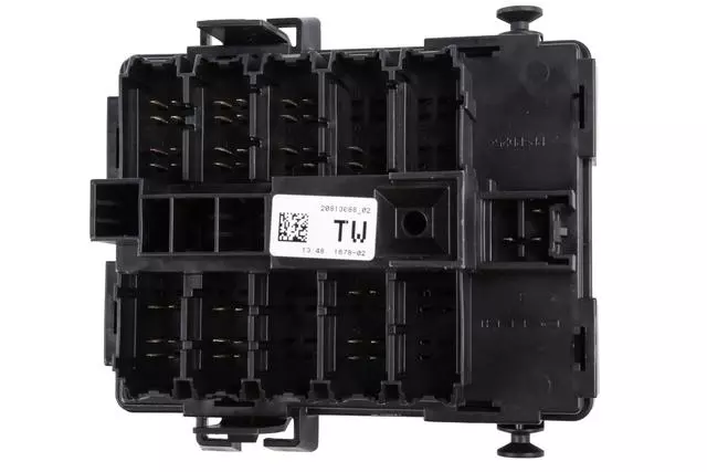 20813088 - Electrical: Junction Block for Chevrolet: Silverado 1500 | GMC: Sierra 1500 Image