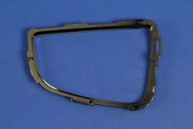 A/c Outlet Bezel, Center Right - Mopar (5LE83SZSAB)
