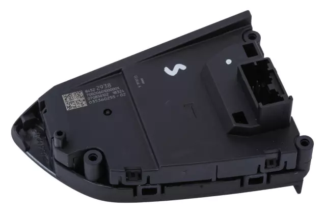 84522938 - : Jet Black Cruise Control Switch for Cadillac: XT4 Image