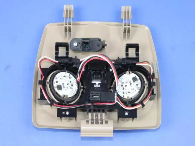 1FA93HL1AD - Body: Reading Lmp Assembly for Chrysler: 200 | Dodge: Avenger Image