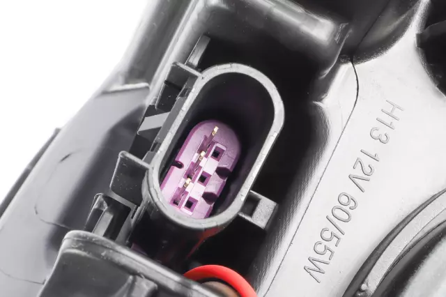 Driver Side Headlamp - GM (42564394)