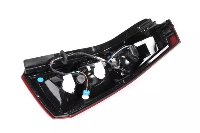 Tail Lamp Assembly - GM (25746425)