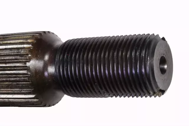 Axle Shaft Universal Joint Shaft - GM (22873443)