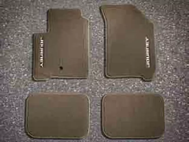 Mat Kit - Mopar (82210813AC)