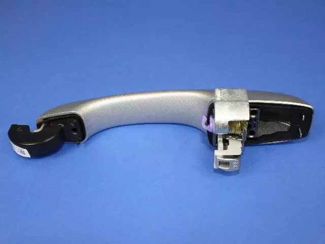 1KR96WS2AD - Doors, Door Mirrors and Related Parts: Exterior Door Handle, Right for Chrysler: 200, Sebring, Town &amp; Country | Dodge: Avenger, Grand Caravan, Journey Image