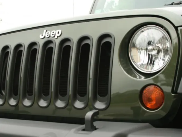 130630RR - Exterior Accessories: FRONT END APPLIQUE 130630RR for Jeep: Wrangler Image