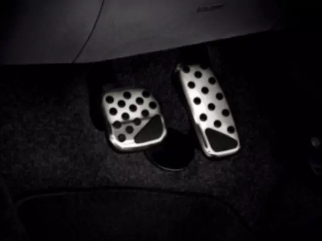 Pedal Kit - Mopar (82212645)